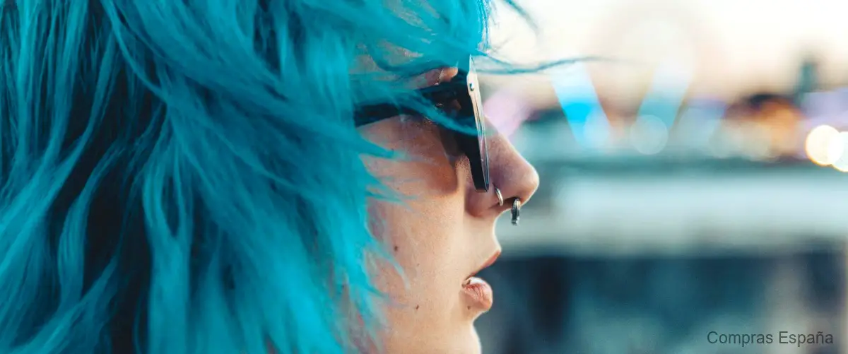 ¿Cuánto dura el tinte azul en el pelo?