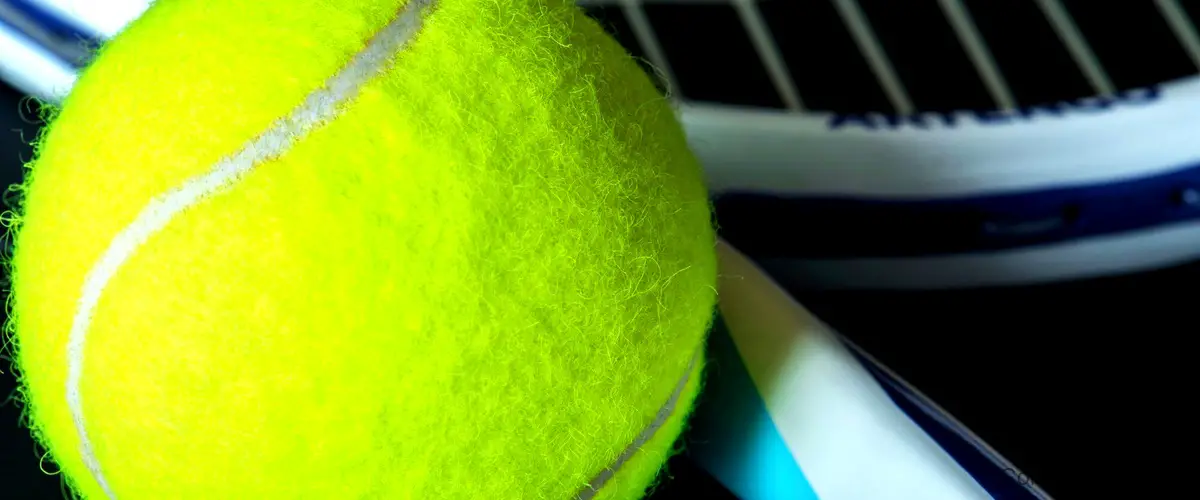 Descubre cómo mejorar tu técnica con la máquina lanza pelotas de tenis Decathlon