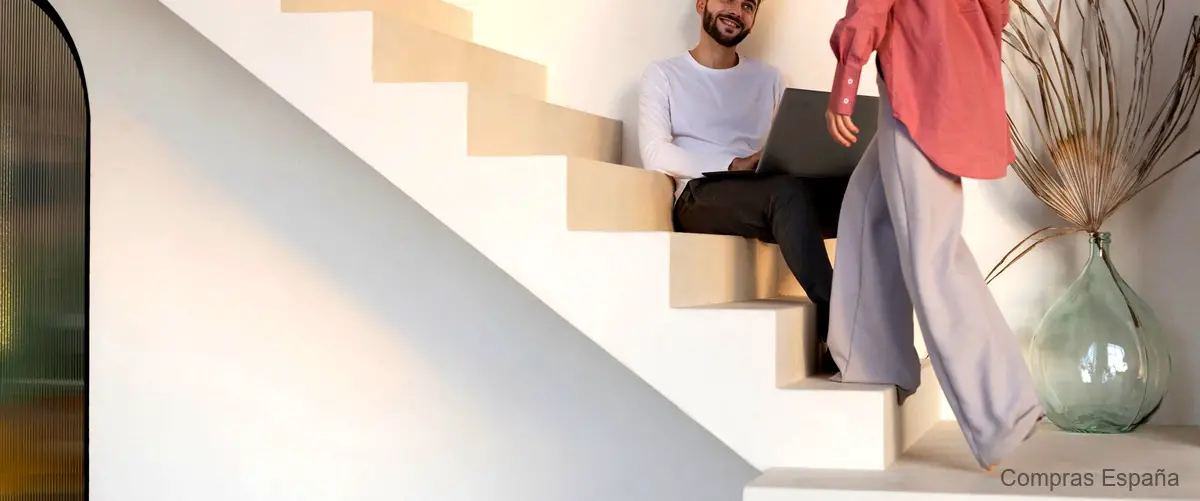 Diseños creativos de escaleras cajoneras para optimizar tu espacio