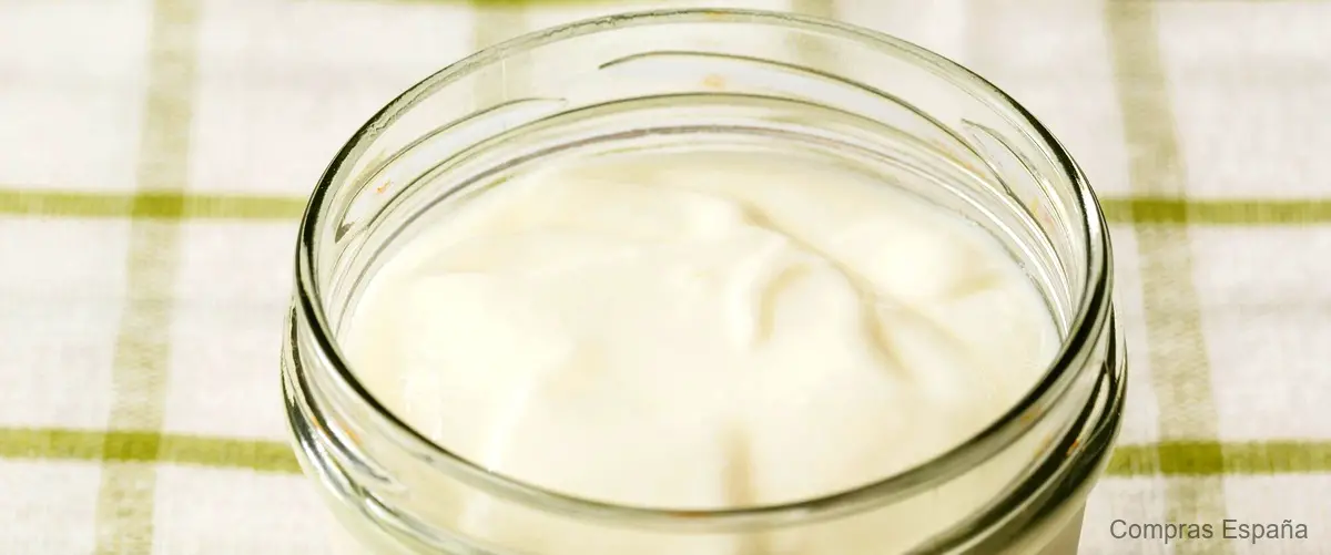 ¿Qué yogur natural tiene menos azúcar?